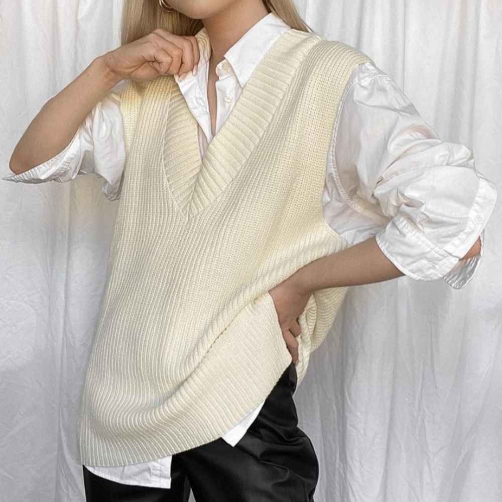 Blogger Favorite Cable knit Sweater Vest